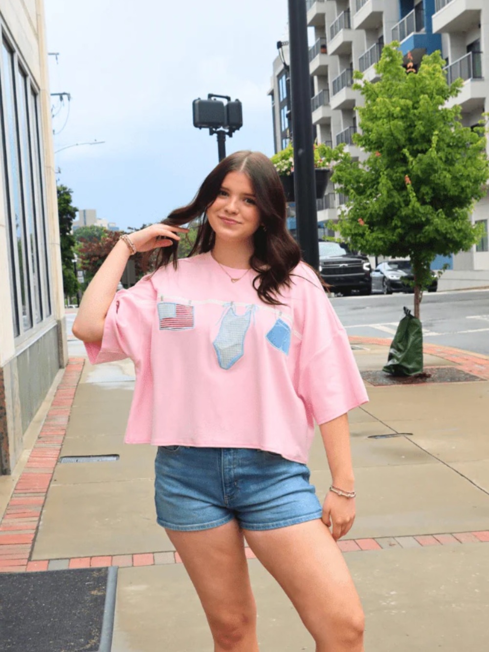Le lis Pink Graphic tee